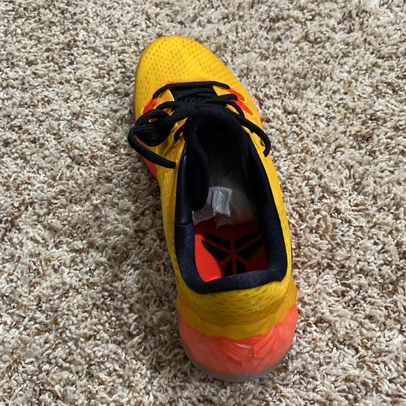 Nike zoom Kobe Venomenon 5 - Picture 3 of 5